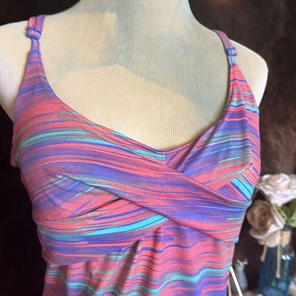 REI tank top 12 (UB) - Picture 2 of 6